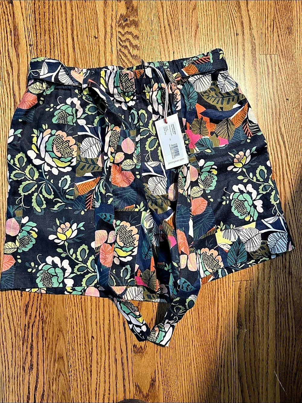 Johnny Was Patricia Easy Short Floral High Waist Shorts Black & Green XS